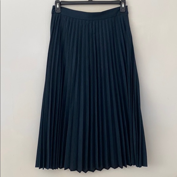Zara Dresses & Skirts - Zara pleated teal midi skirt